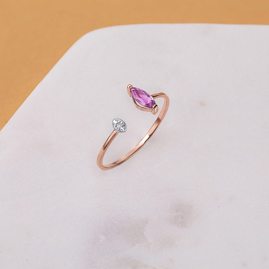 Sortija estilo torques con amatista de talla especial